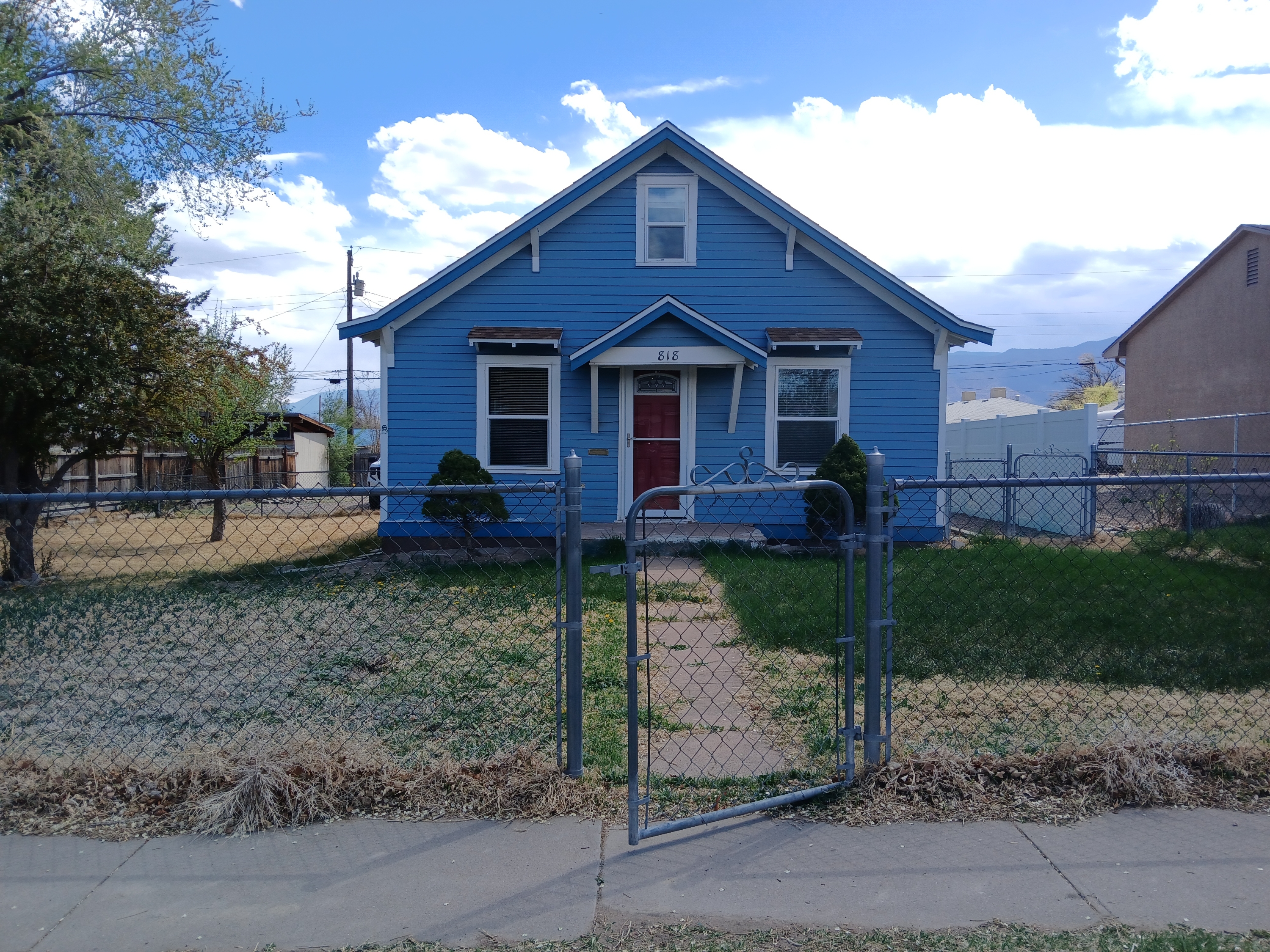 818 Fairview Ave.